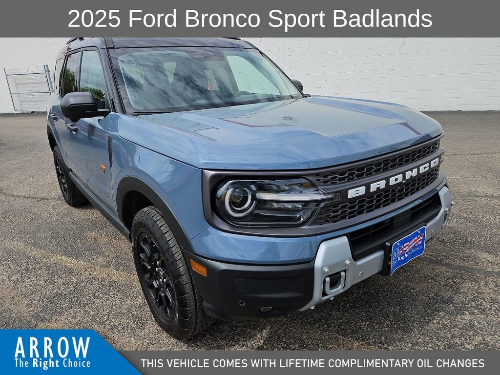 Used 2025 Ford Bronco Sport Badlands image 2