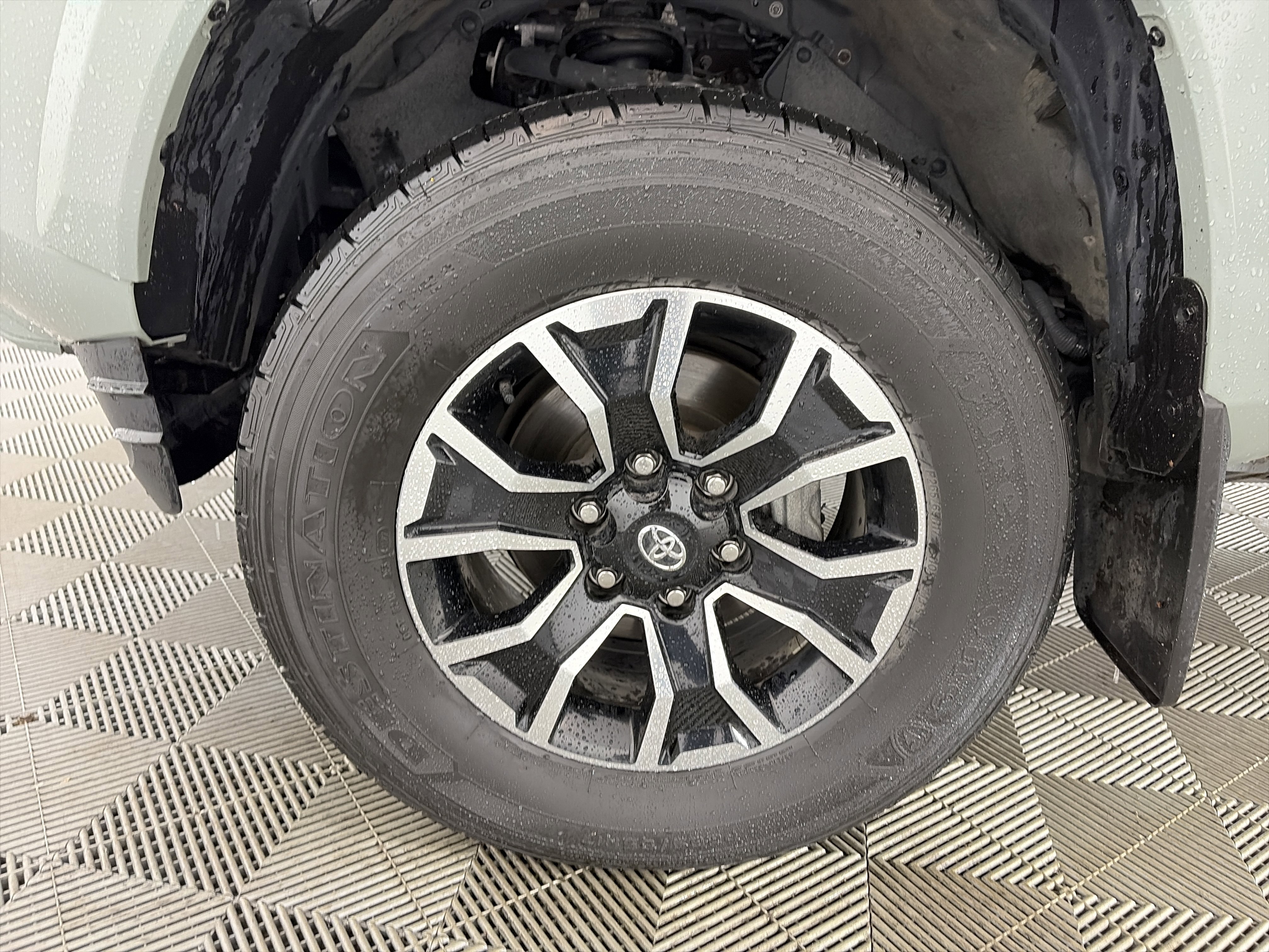 Used 2022 Toyota Tacoma TRD Sport image 13