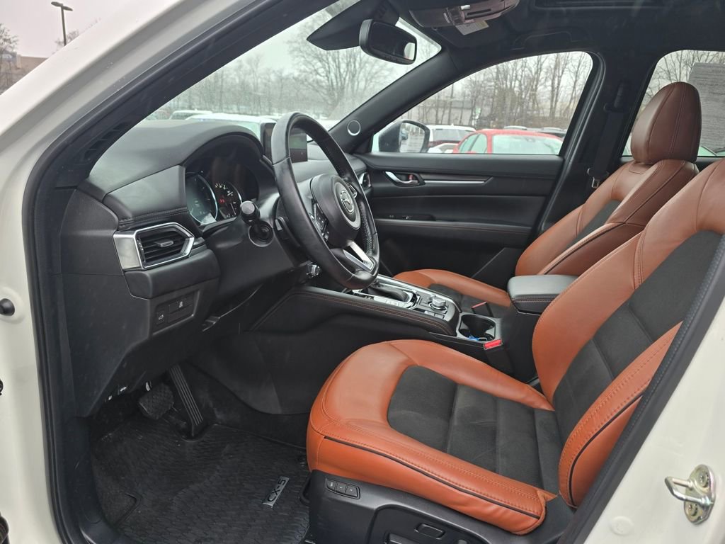 Used 2024 MAZDA CX-5 Carbon Edition AWD/4WD image 16