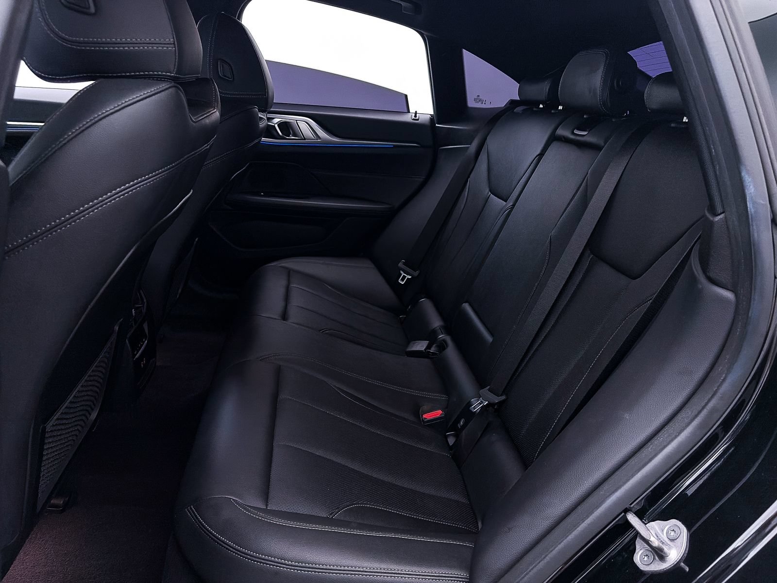 Used 2023 BMW i4 eDrive35 w/ Premium Package RWD image 40