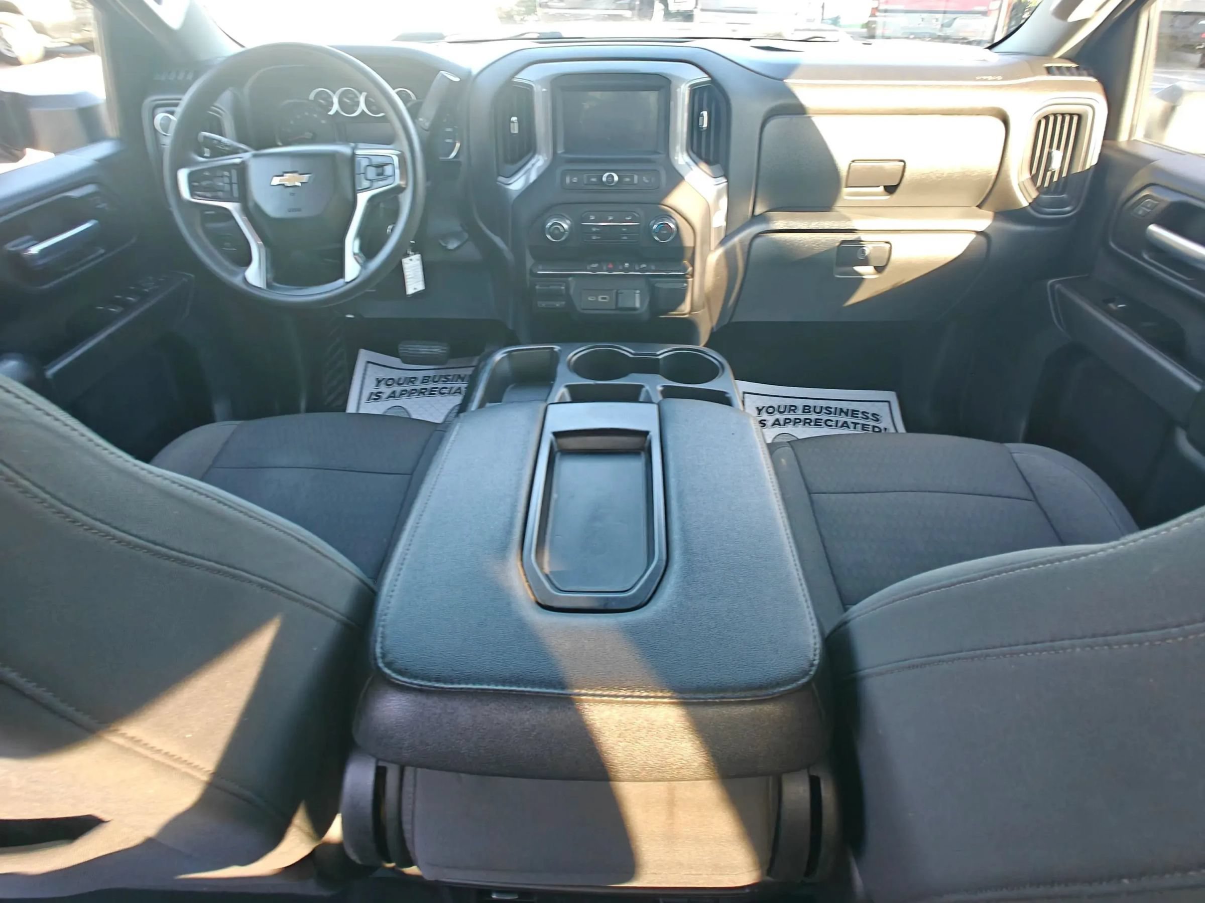 Used 2022 Chevrolet Silverado 2500 Custom w/ Custom Value Package AWD/4WD image 27