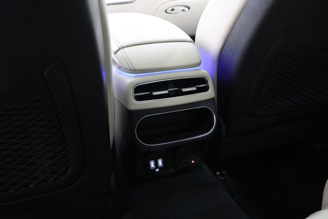 Used 2023 Genesis GV70 3.5T Sport w/ Sport Advanced Package AWD/4WD image 32