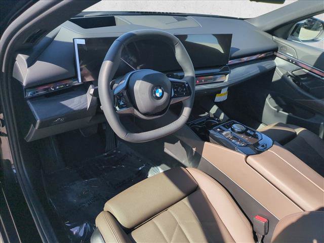 Used 2026 BMW 540i xDrive w/ Premium Package AWD/4WD image 10