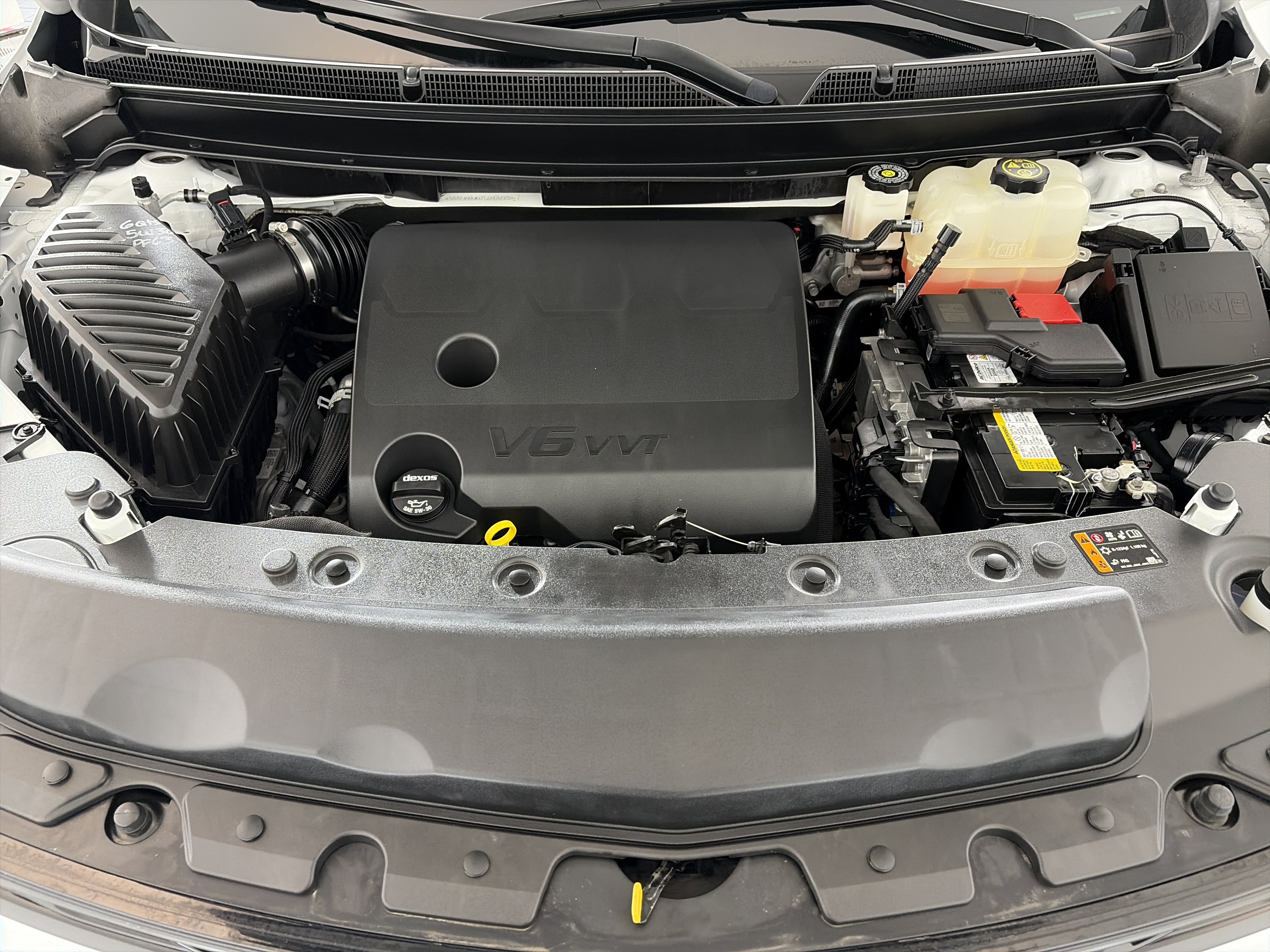 Certified 2023 Buick Enclave Essence w/ Experience Buick Package AWD/4WD image 12