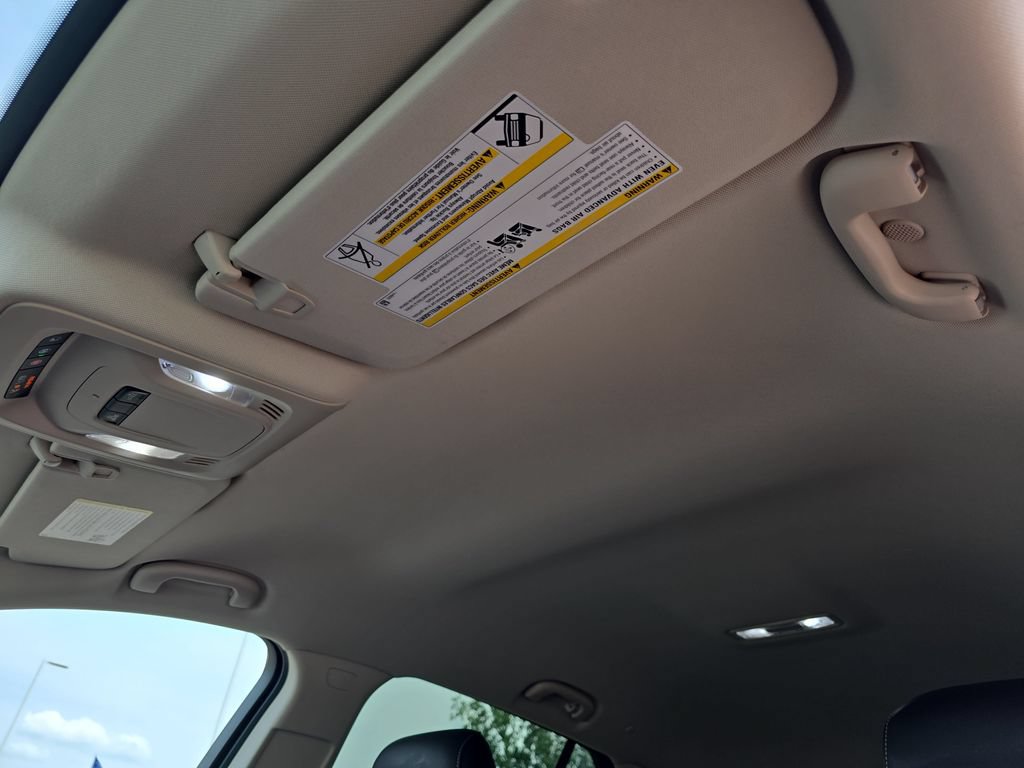 Certified 2023 Buick Envision Essence AWD/4WD image 32
