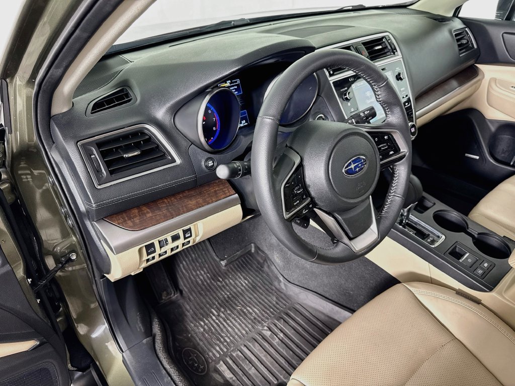 Used 2019 Subaru Outback 3.6R Limited w/ Popular Package #2 AWD/4WD image 9