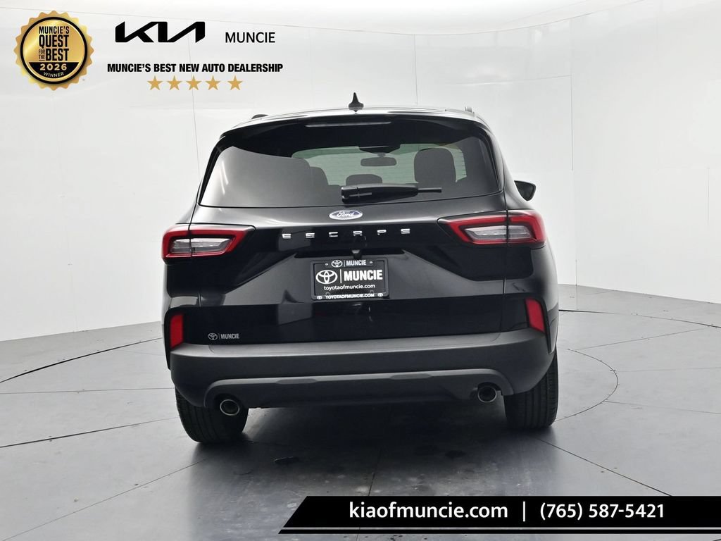 Used 2025 Ford Escape ST-Line FWD image 7