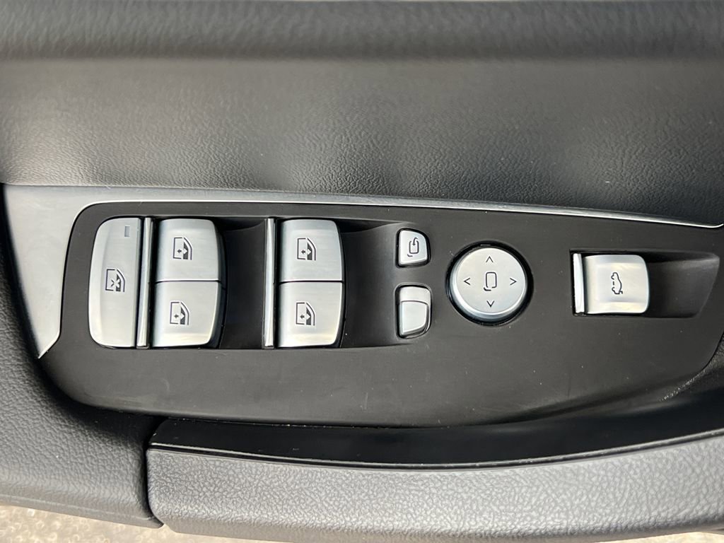 Used 2023 BMW X3 xDrive30i w/ Premium Package image 15