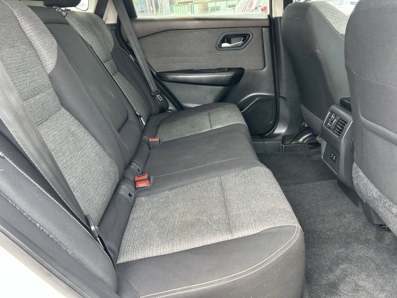 Certified 2023 Nissan Rogue SV image 11