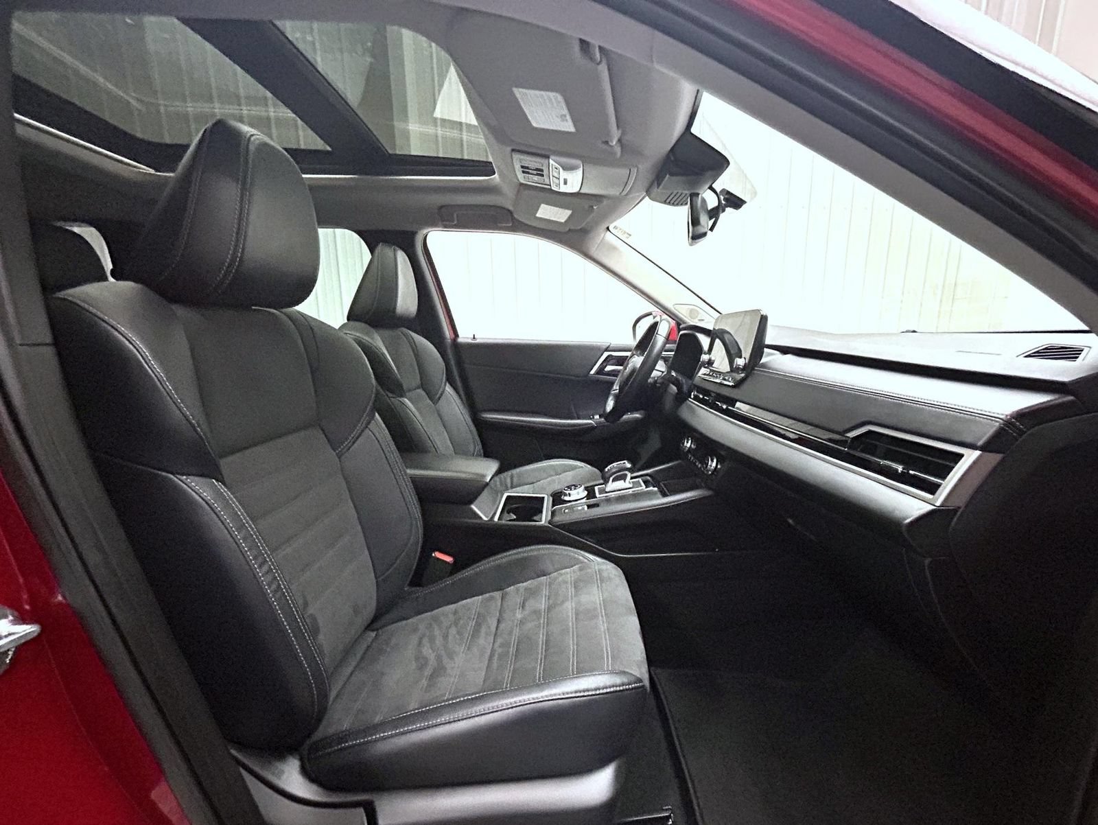 Used 2023 Mitsubishi Outlander SE AWD/4WD image 15