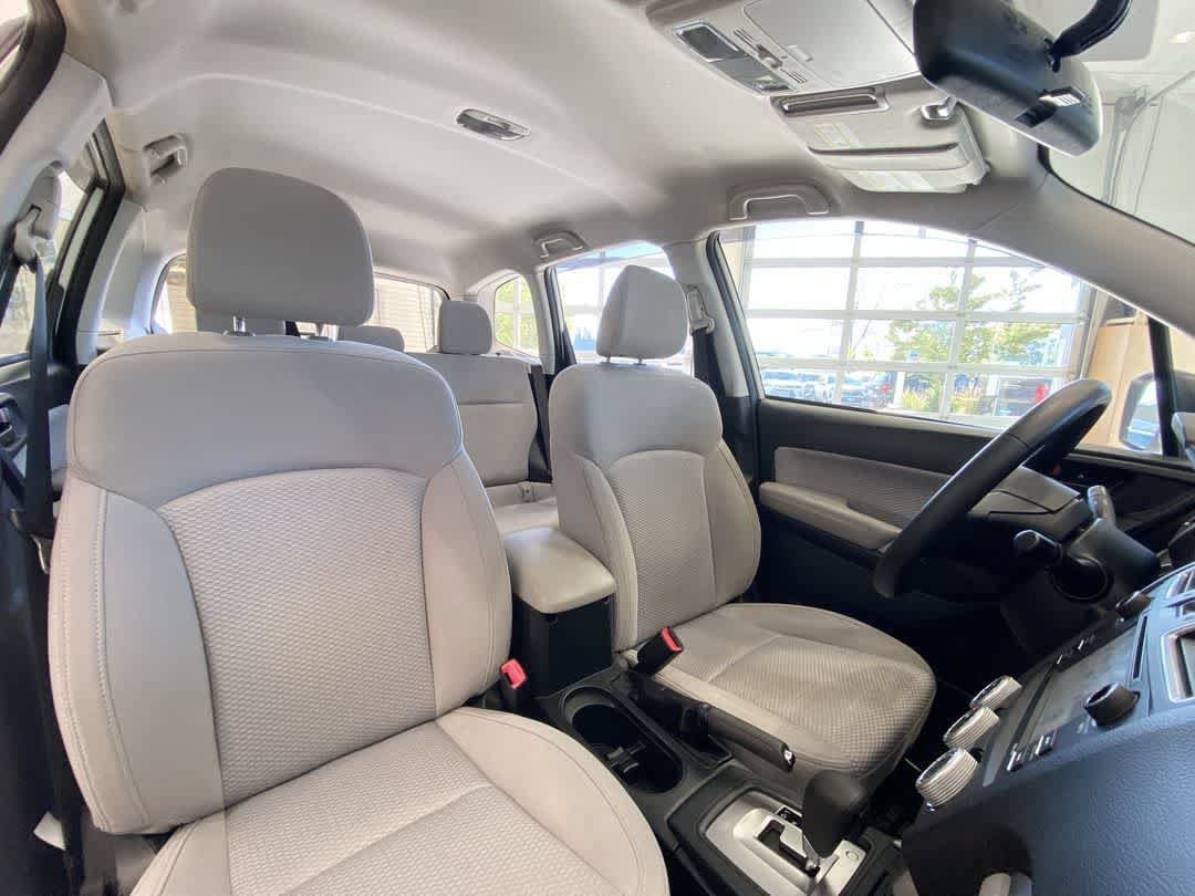 Used 2017 Subaru Forester 2.5i AWD/4WD image 26