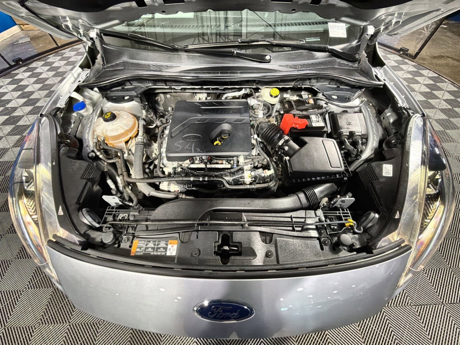Used 2020 Ford Escape SE image 37