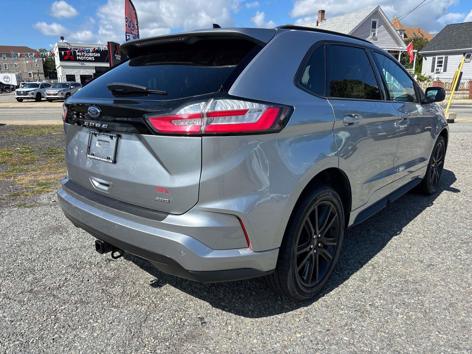 Used 2022 Ford Edge ST-Line w/ Class II Trailer Tow Package AWD/4WD image 5