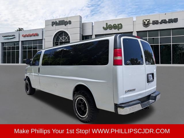 Used 2019 Chevrolet Express 3500 LT w/ LT Preferred Equipment Group RWD image 5