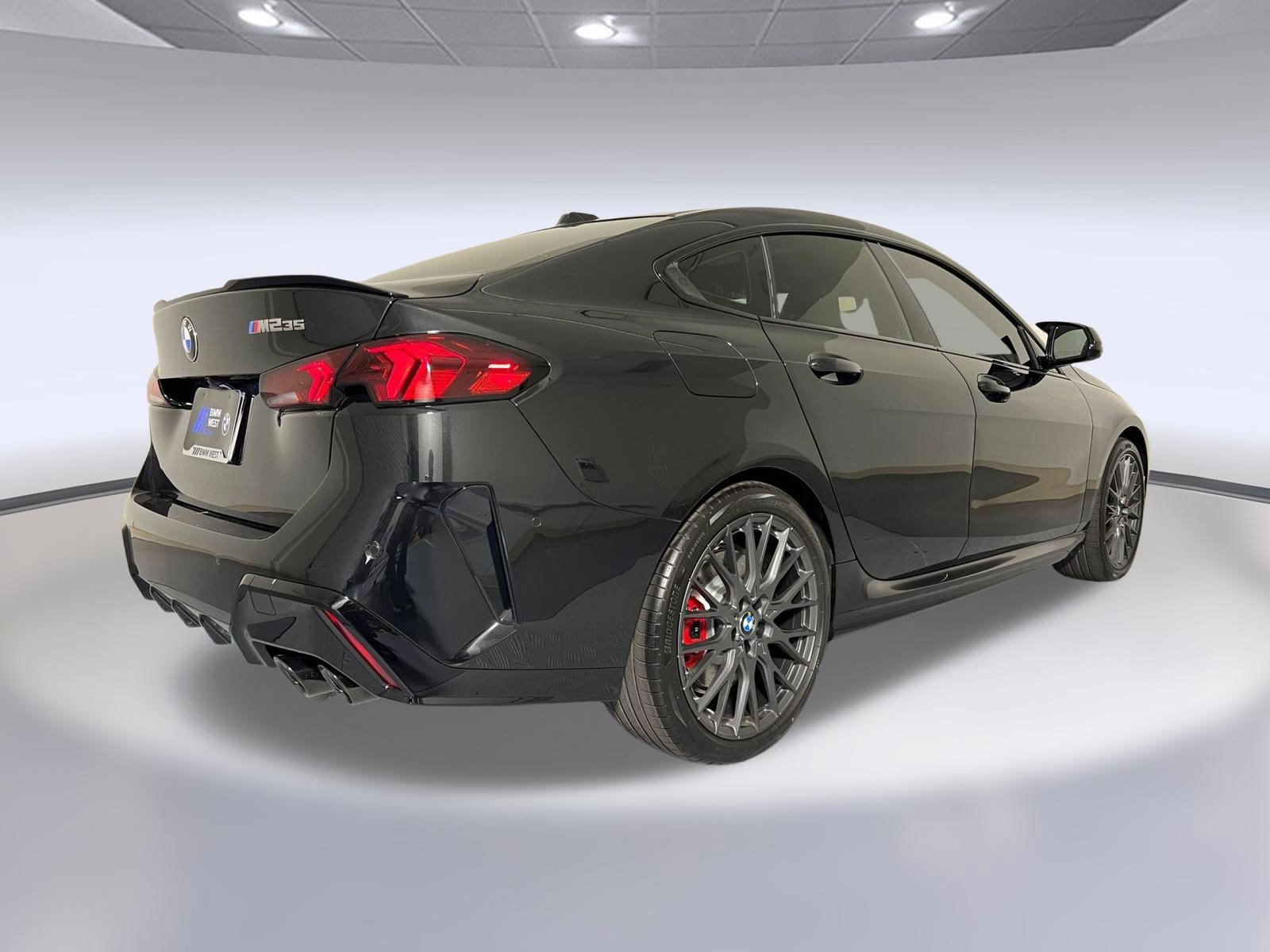 Used 2026 BMW M235i xDrive w/ Technology Package AWD/4WD image 9