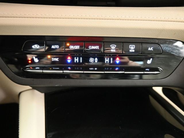 Used 2023 Buick Envision Essence image 28