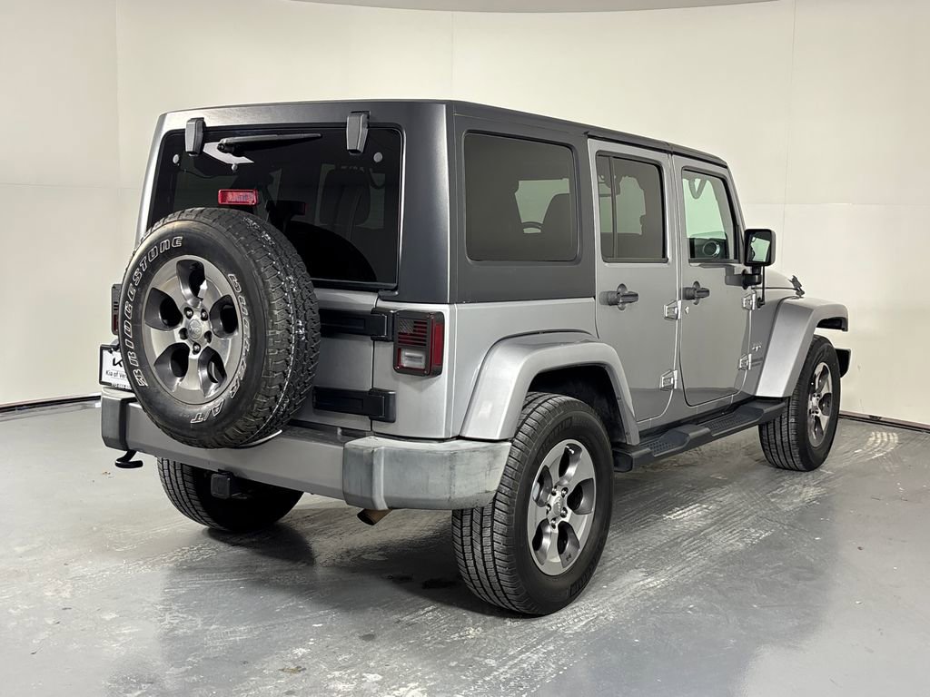 Used 2016 Jeep Wrangler Unlimited Sahara w/ Connectivity Group image 6