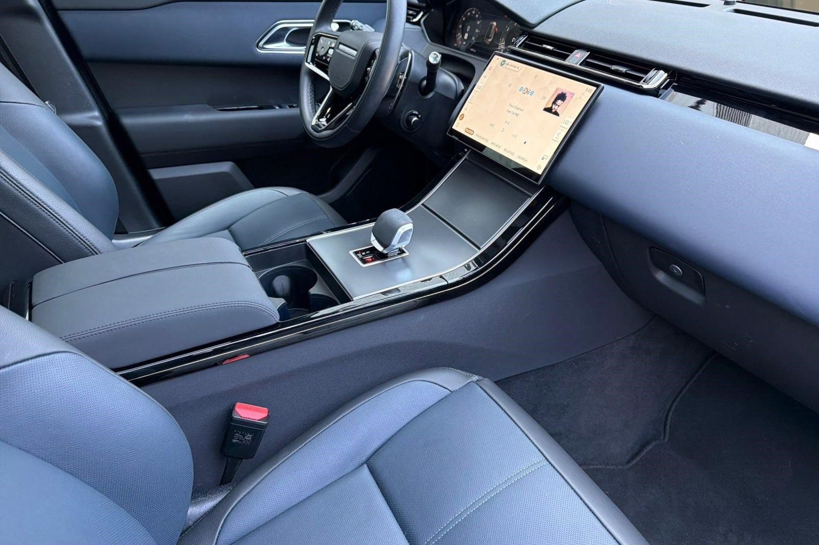 Used 2026 Land Rover Range Rover Velar S AWD/4WD image 33