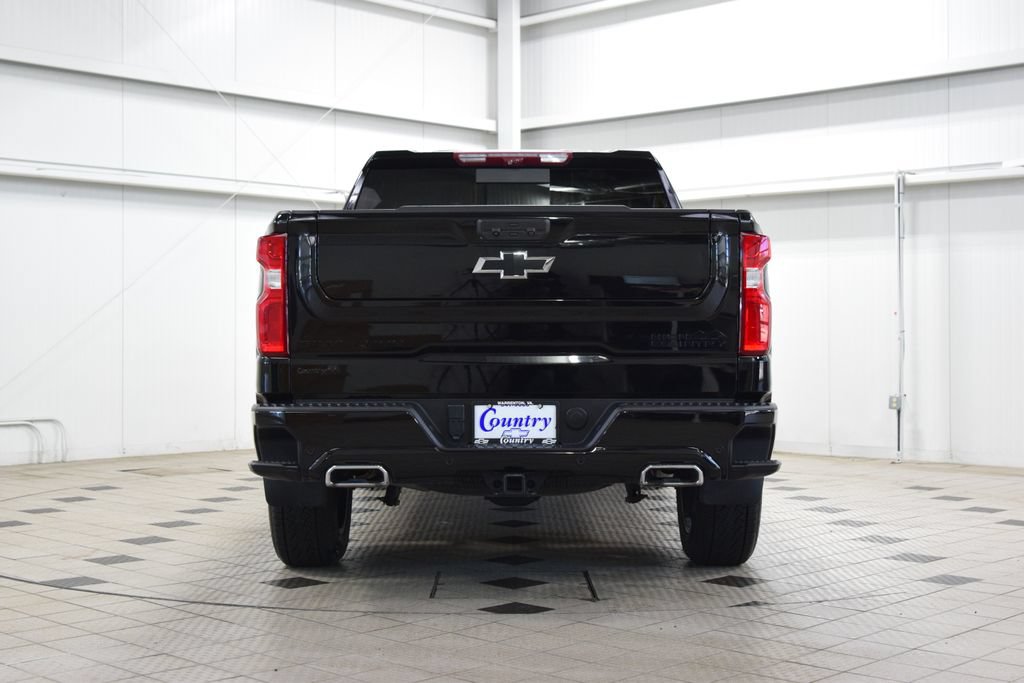 Used 2024 Chevrolet Silverado 1500 High Country w/ Technology Package AWD/4WD image 7