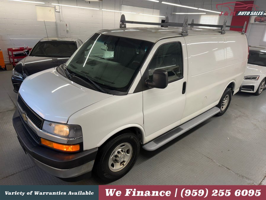 Used 2018 Chevrolet Express 2500 w/ Driver Convenience Package RWD image 14