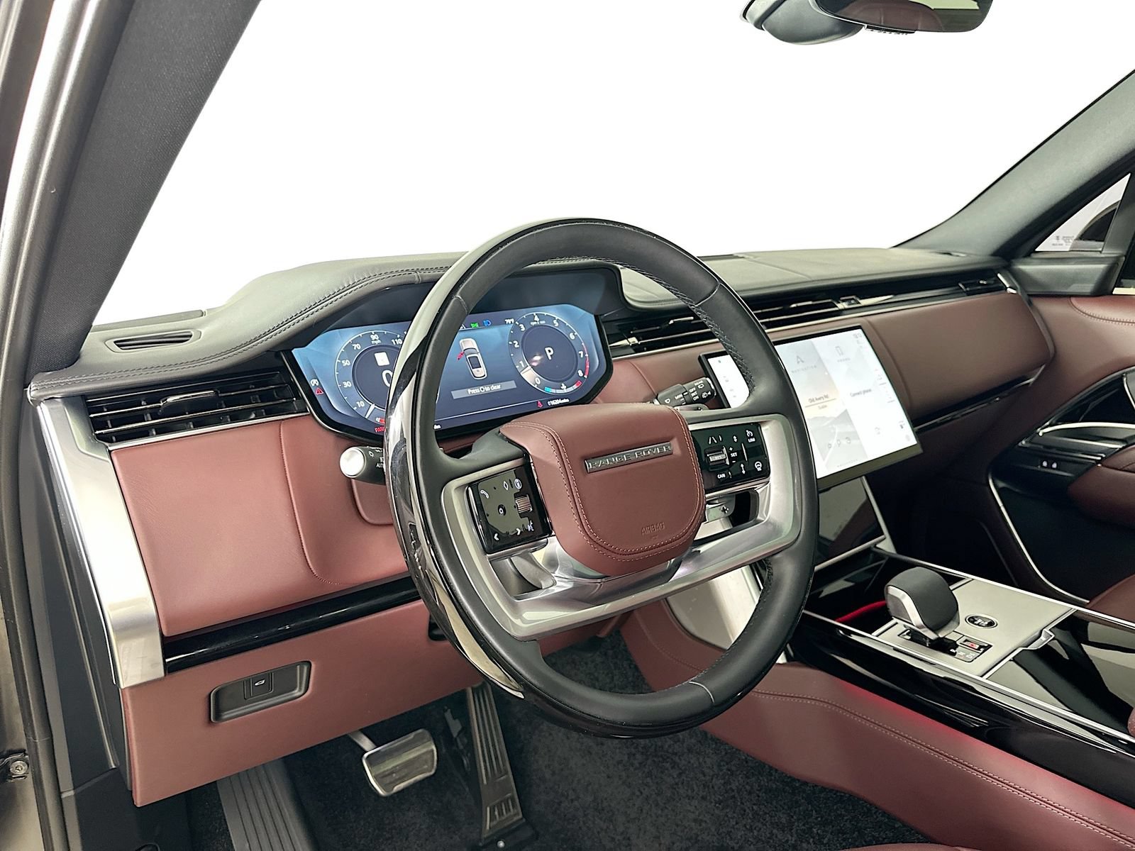 Used 2025 Land Rover Range Rover SE AWD/4WD image 31