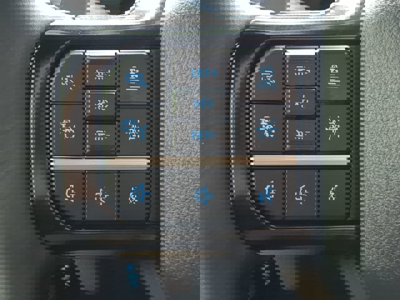 Used 2025 Ford F150 Raptor w/ Equipment Group 803A Raptor R image 23