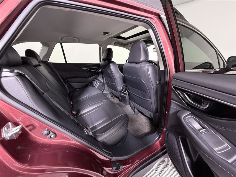Used 2021 Subaru Outback Limited image 30