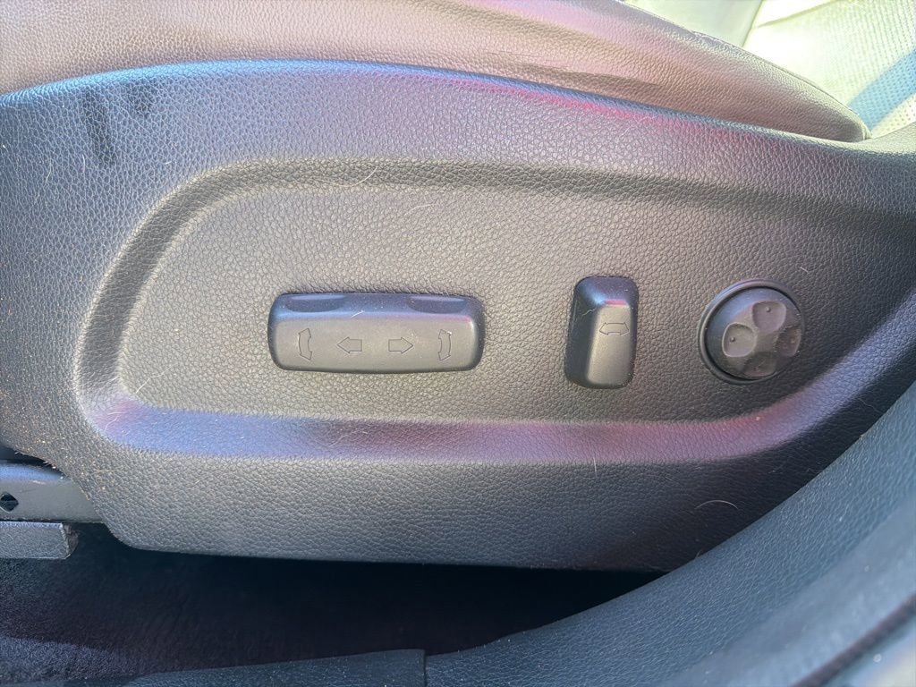 Used 2016 Hyundai Santa Fe SE w/ Option Group 03 image 14