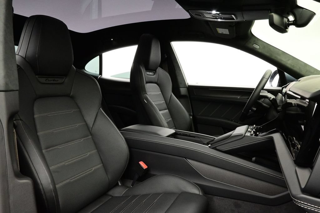 New 2026 Porsche Cayenne Turbo AWD/4WD image 18