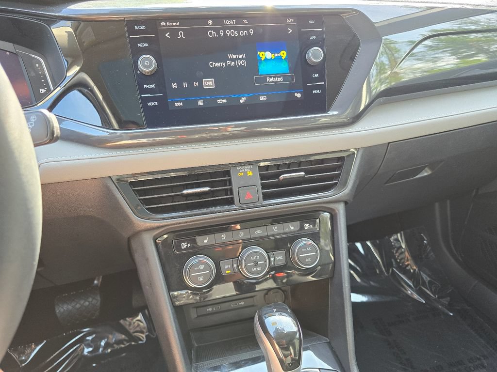 Certified 2024 Volkswagen Taos SEL AWD/4WD image 39