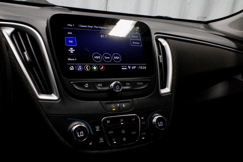 Used 2024 Chevrolet Malibu LT image 29