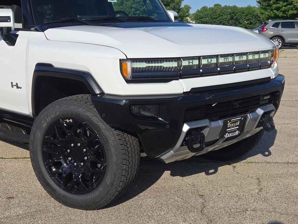New 2025 GMC Hummer EV 2X image 2