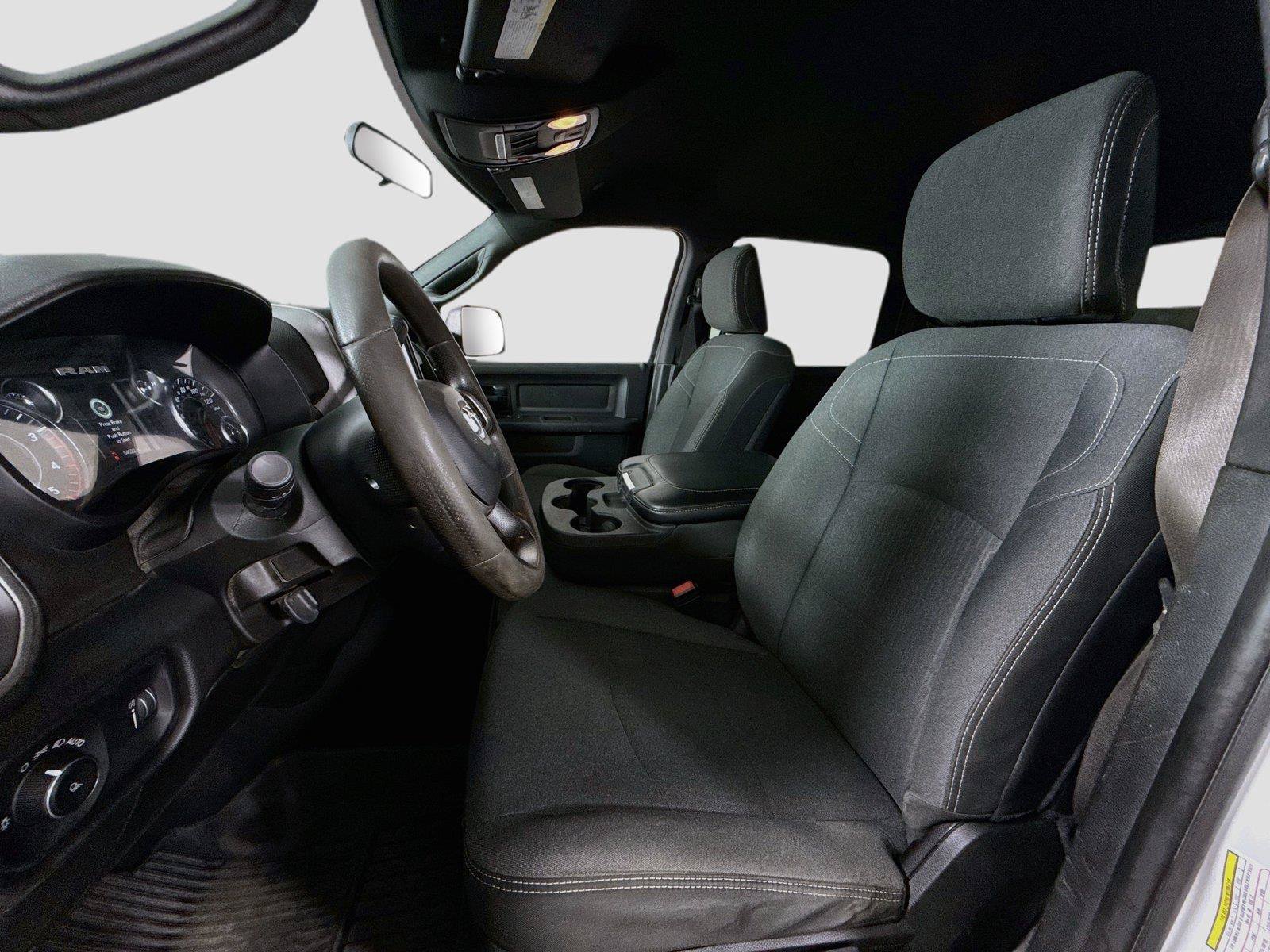 Used 2022 RAM 3500 Tradesman AWD/4WD image 13