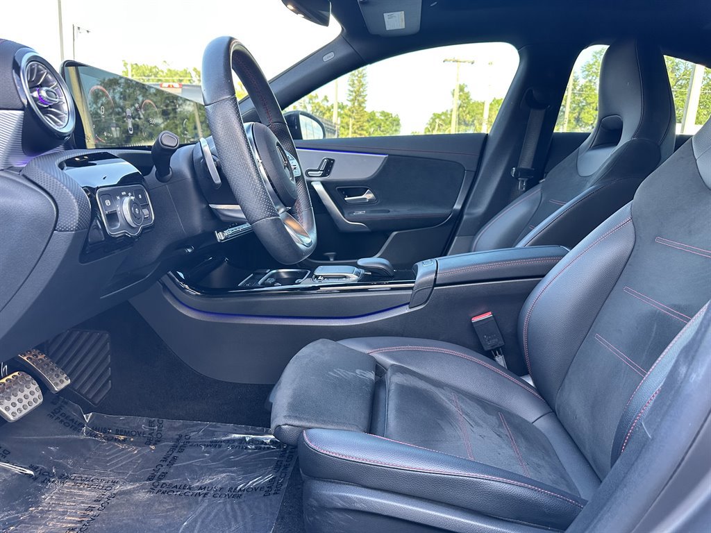 Used 2021 Mercedes-Benz CLA 250 image 13