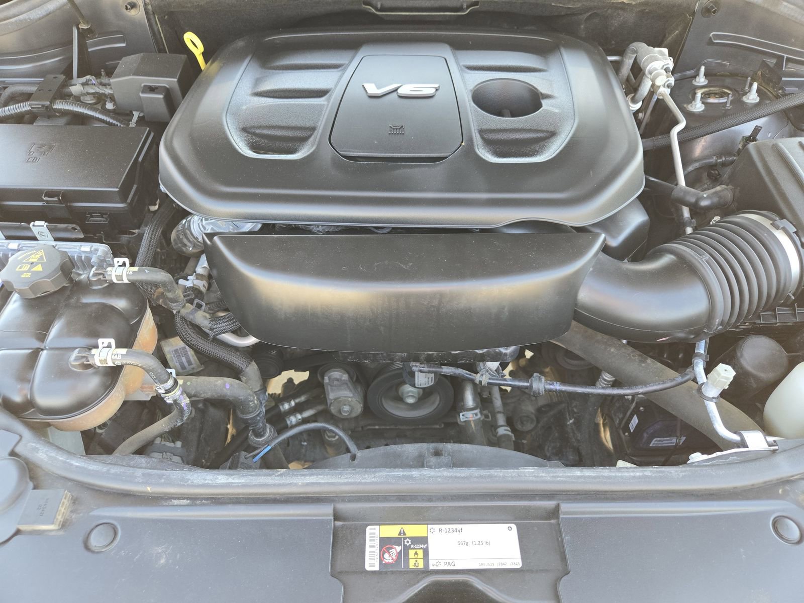 Used 2018 Jeep Grand Cherokee Altitude RWD image 34