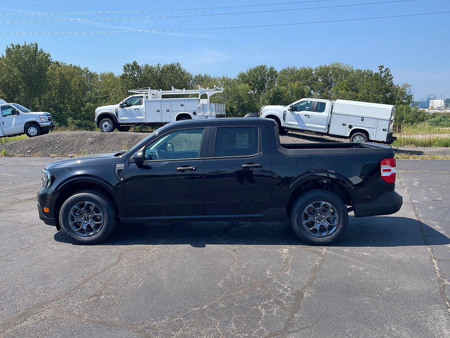 New 2026 Ford Maverick XLT w/ Equipment Group 301A AWD/4WD image 2