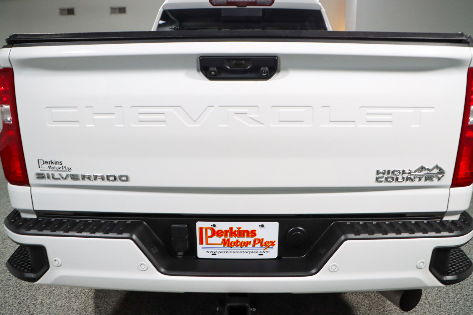 Used 2023 Chevrolet Silverado 2500 High Country image 8