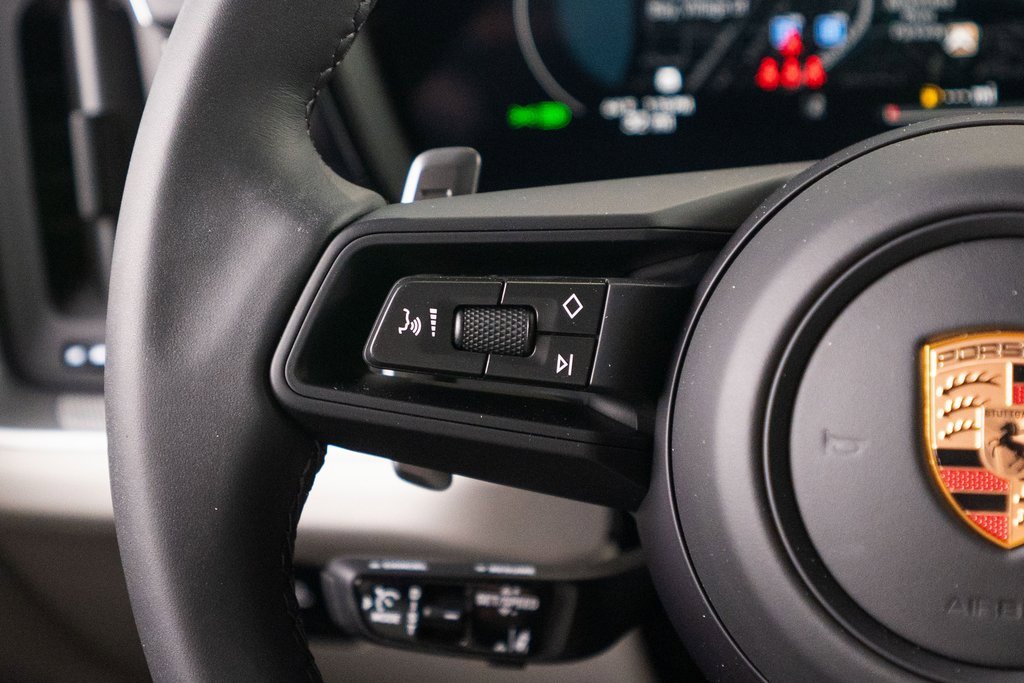 New 2026 Porsche Cayenne S image 33