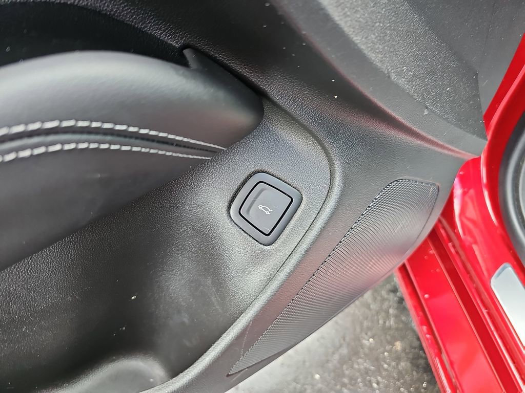 Used 2021 Cadillac CT4 Premium Luxury AWD/4WD image 17