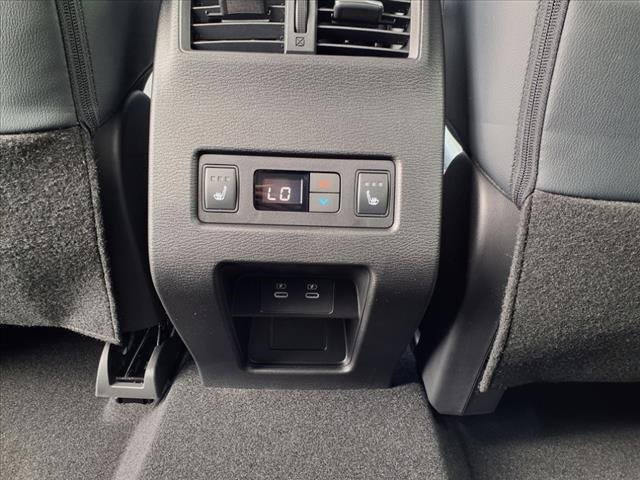 New 2025 Mitsubishi Outlander SEL image 31