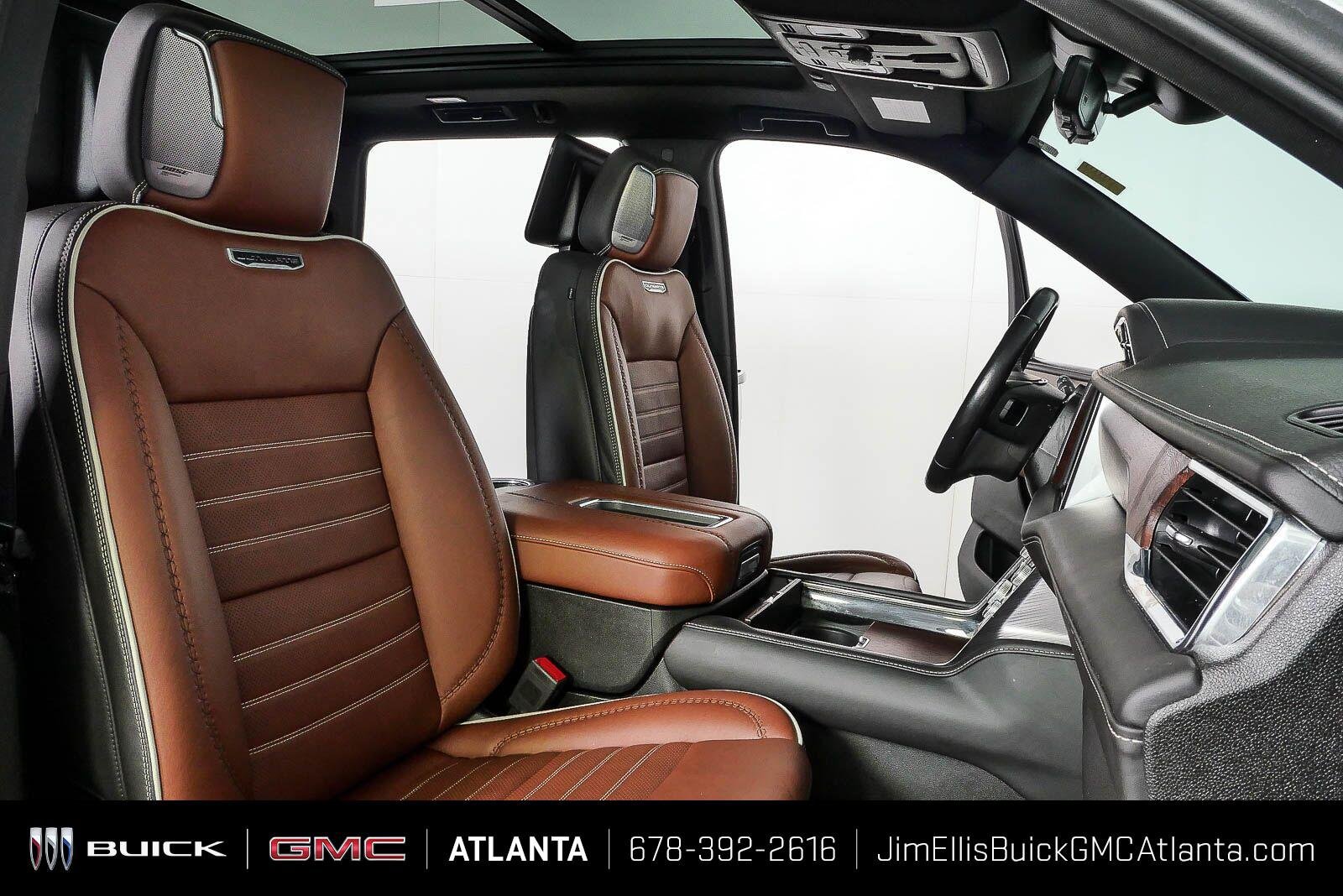 Certified 2023 GMC Yukon Denali Ultimate w/ LPO, Floor Liner Package AWD/4WD image 24