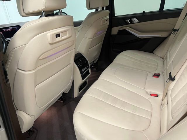 Used 2019 BMW X5 xDrive40i w/ M Sport Package image 42