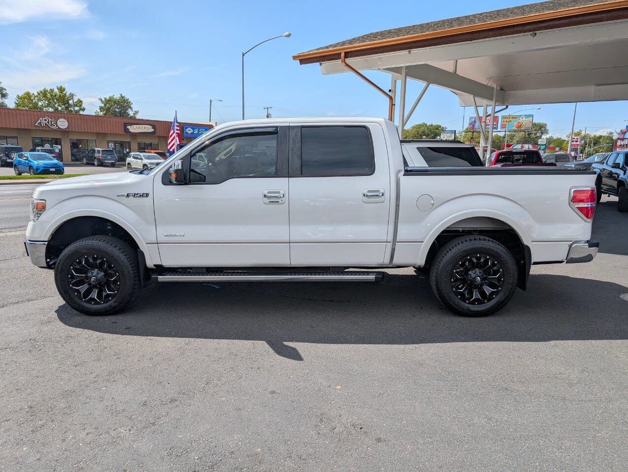 Used 2013 Ford F150 Lariat w/ Luxury Equipment Group image 4