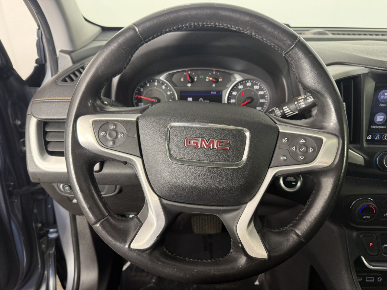 Used 2019 GMC Terrain SLE w/ Driver Convenience Package AWD/4WD image 22