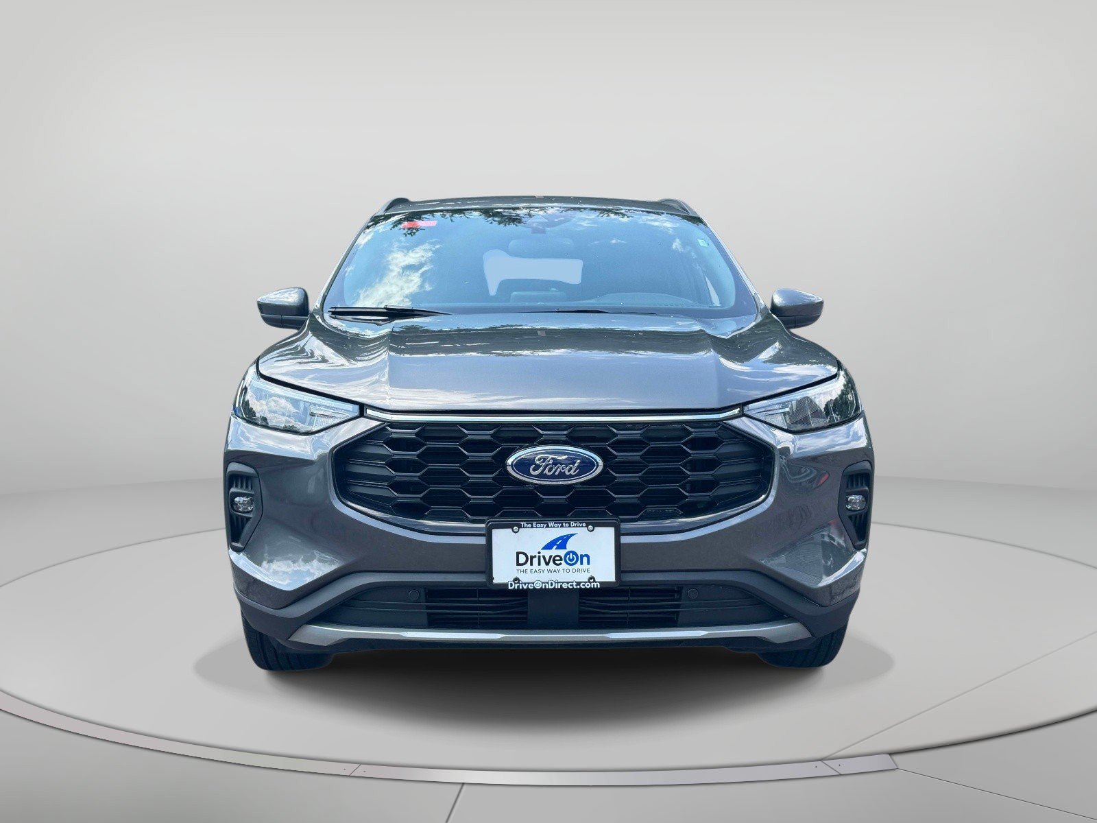Used 2025 Ford Escape ST-Line Select AWD/4WD image 2