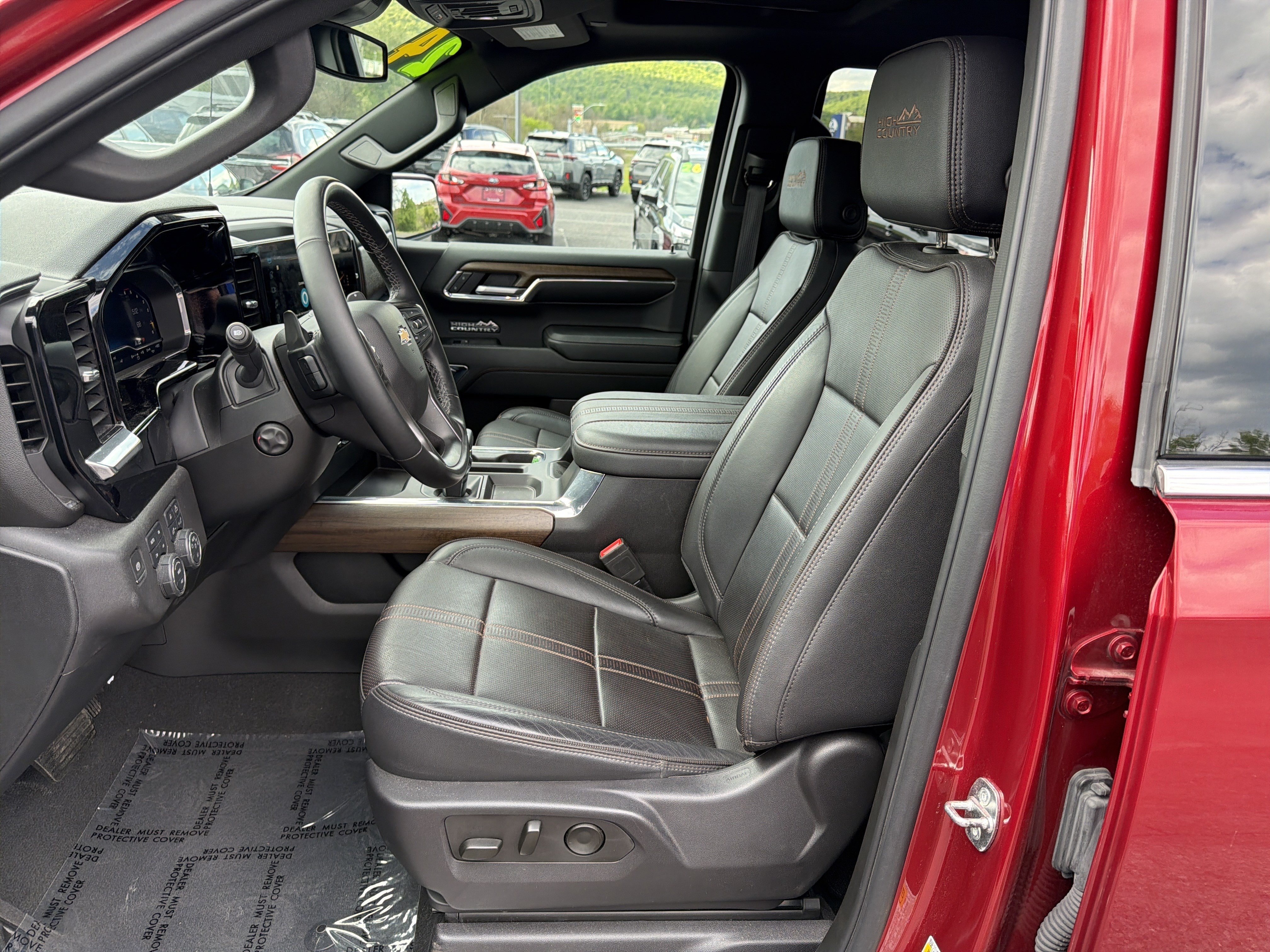 Used 2024 Chevrolet Silverado 1500 High Country AWD/4WD image 12
