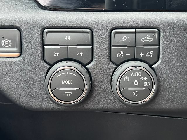 New 2026 Chevrolet Silverado 2500 LT w/ All Star Edition AWD/4WD image 20