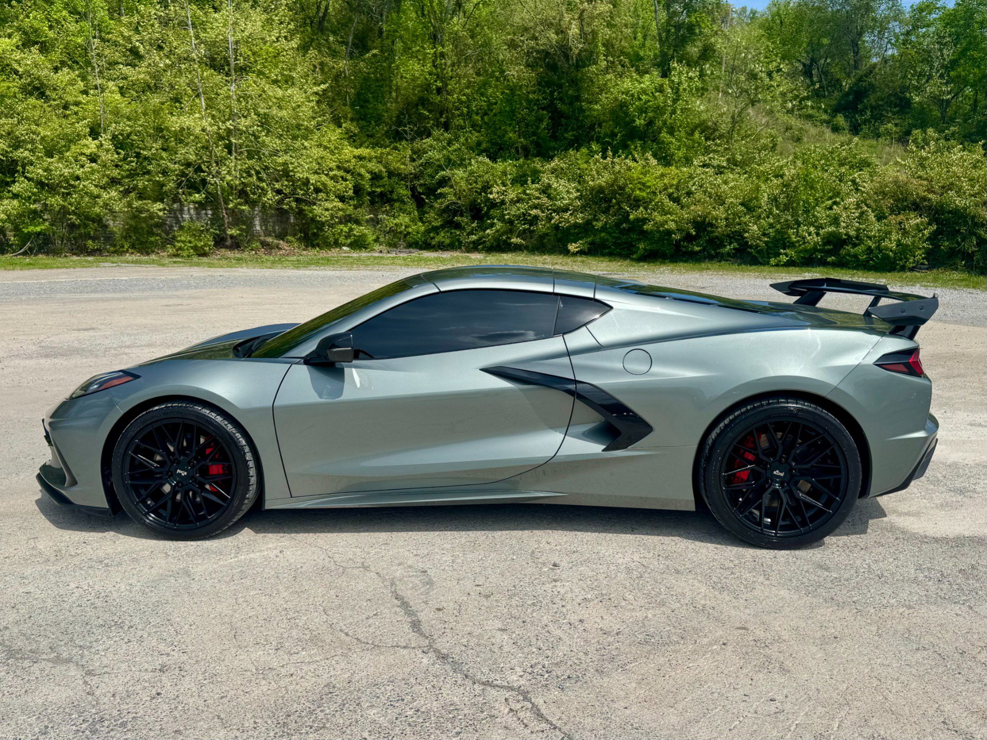 Used 2023 Chevrolet Corvette Stingray Premium Cpe w/ Z51 Performance Package RWD image 7