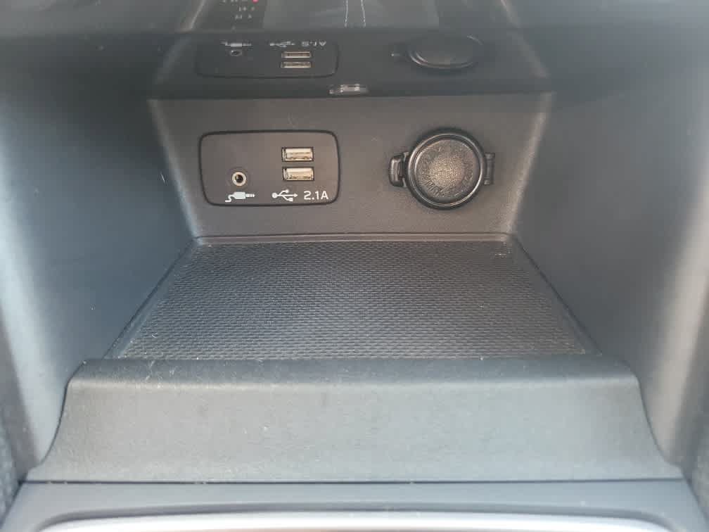 Used 2022 Subaru Forester Touring AWD/4WD image 15