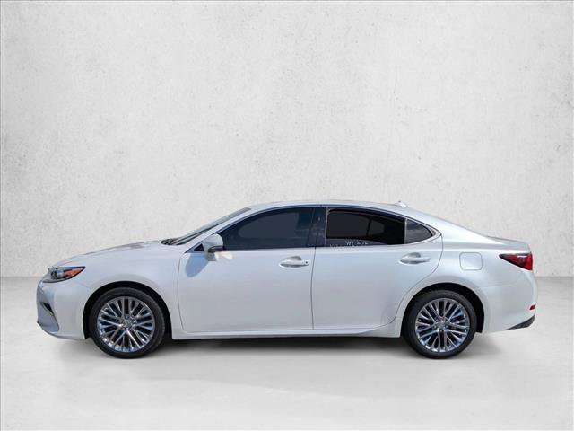 Used 2016 Lexus ES 350 w/ Luxury Package w/Wood Trim image 10